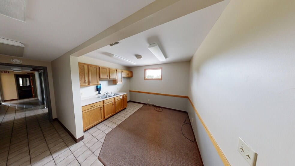 More Photos Of 824 N Huntington Ave, Warren Medical For Sale