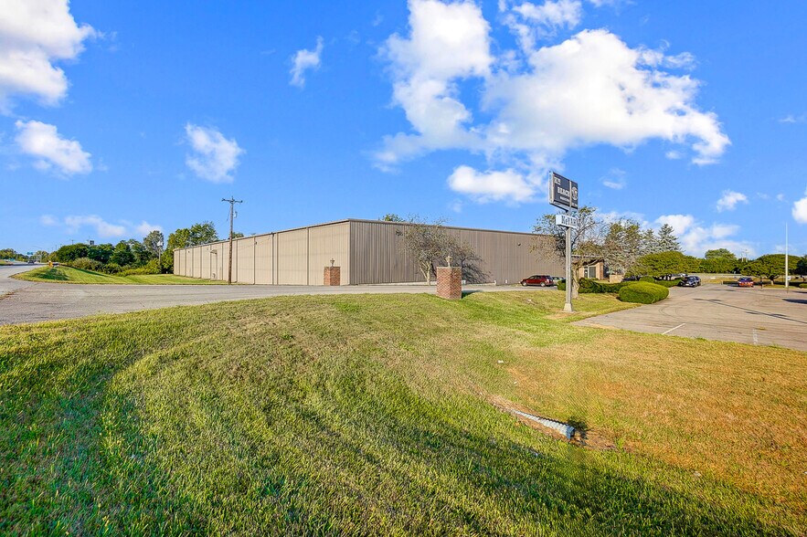 More Photos Of 4655 Urbana Rd, Springfield Manufacturing For Sale