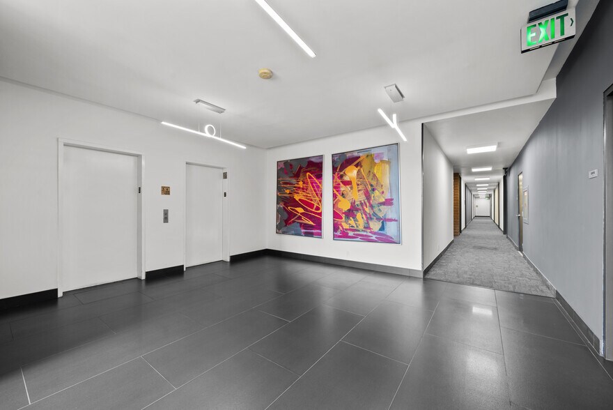 More Photos Of 17835 Ventura Blvd, Encino Office For Lease