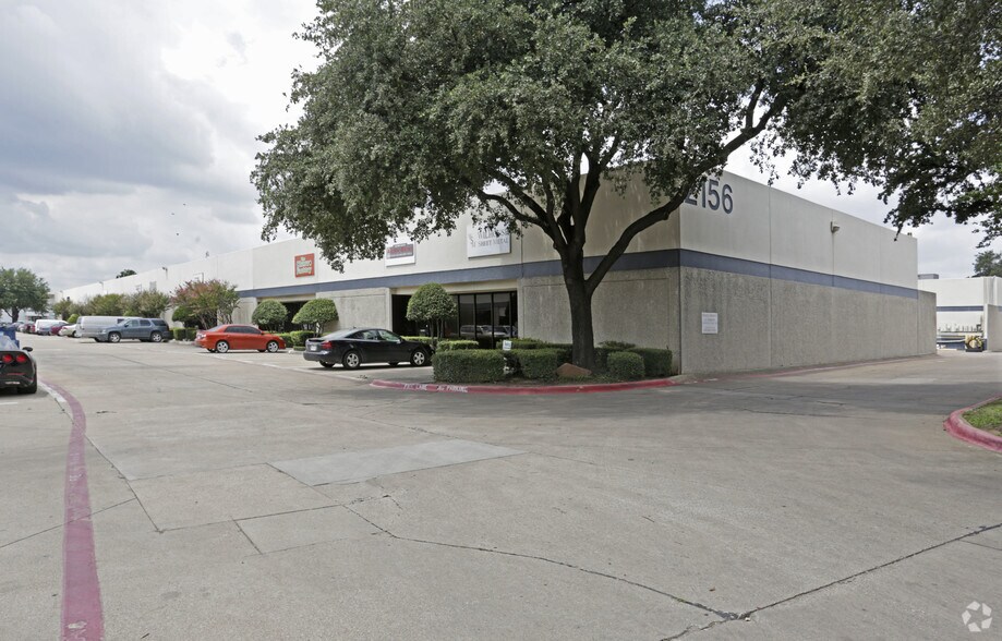 2154 W Northwest Hwy, Dallas, TX 75220 For Lease