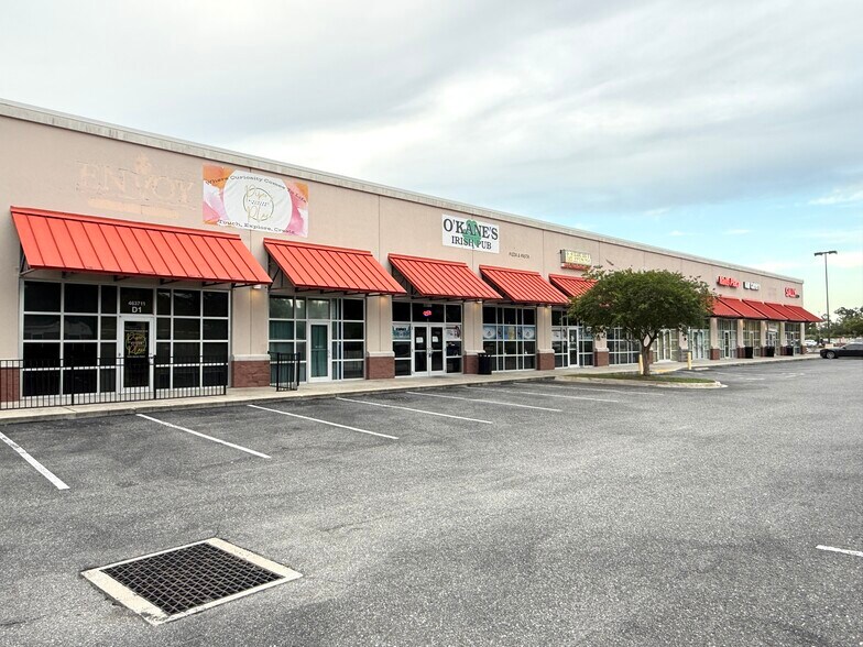 More Photos Of 463711 Sr-200, Yulee Freestanding For Lease