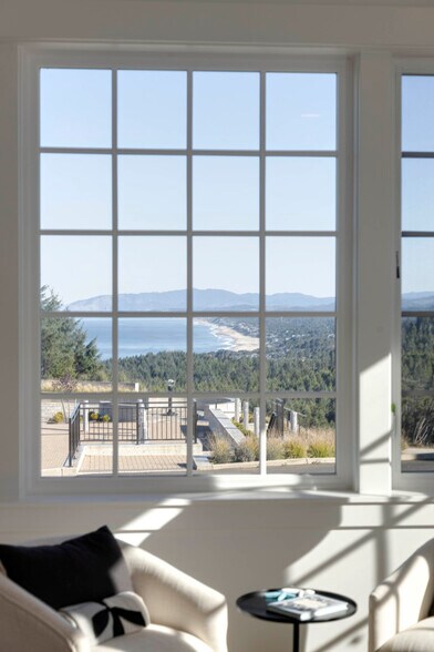 More Photos Of 1152 Seascape ave, Depoe Bay Apartments For Sale