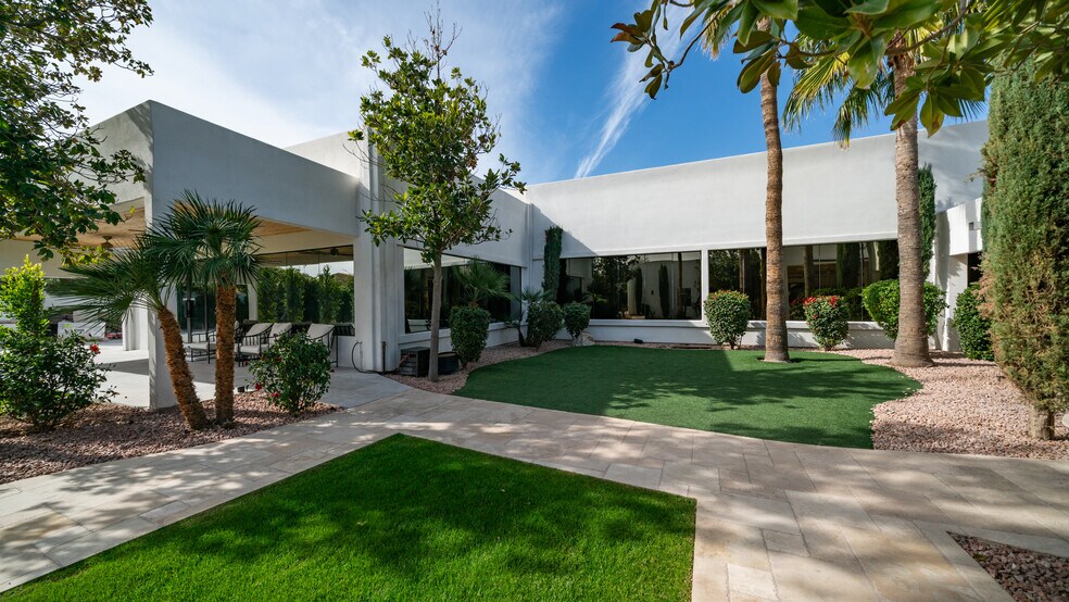 More Photos Of 9823 E Jenan Dr, Scottsdale Continuing Care Retirement Community For Sale