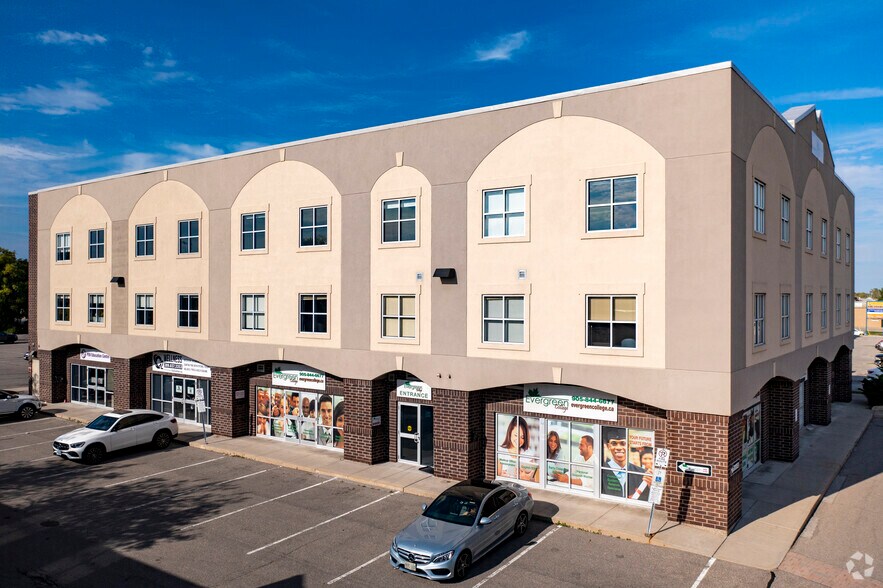 More Photos Of 165 Cross Ave, Oakville Office For Lease