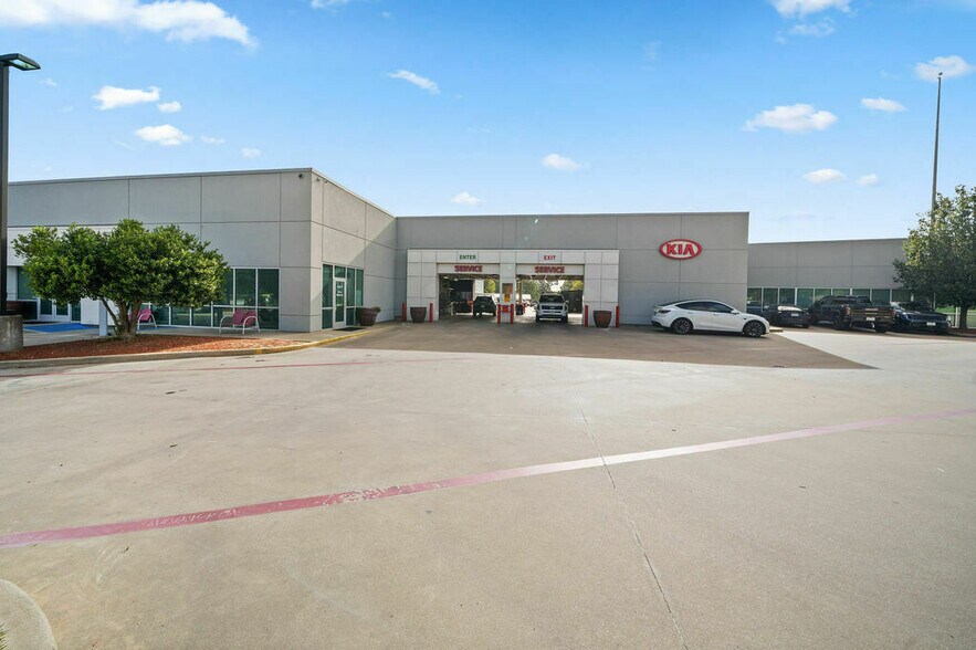 More Photos Of 4818 Troup Hwy, Tyler Auto Dealership For Sale
