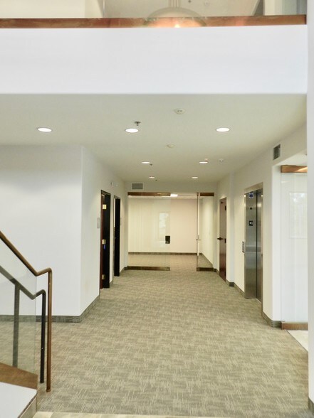 More Photos Of 3175 Old Conejo Rd, Thousand Oaks Medical For Sale