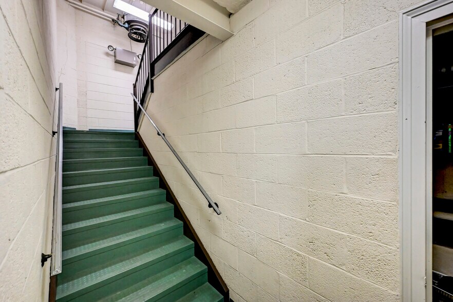 More Photos Of 301 Delaware Ave, Olyphant Office For Sale