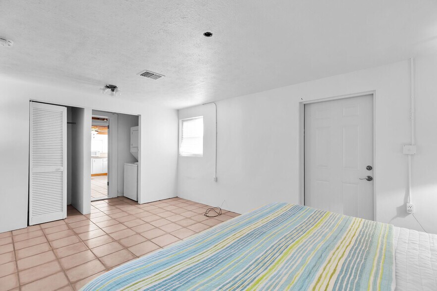 More Photos Of 27001 Overseas Hwy, Cudjoe Key Garden Center For Sale