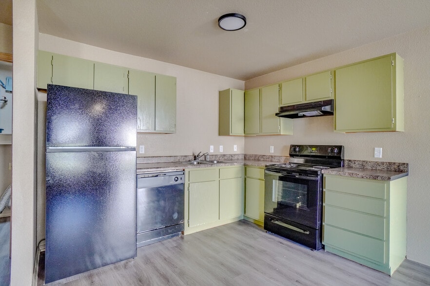 More Photos Of 1900 S Z St, Fort Smith Apartments For Sale