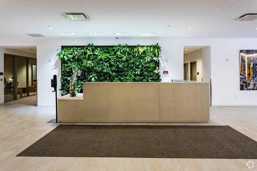 More Photos Of 280 E Broad St, Rochester Office Residential For Lease