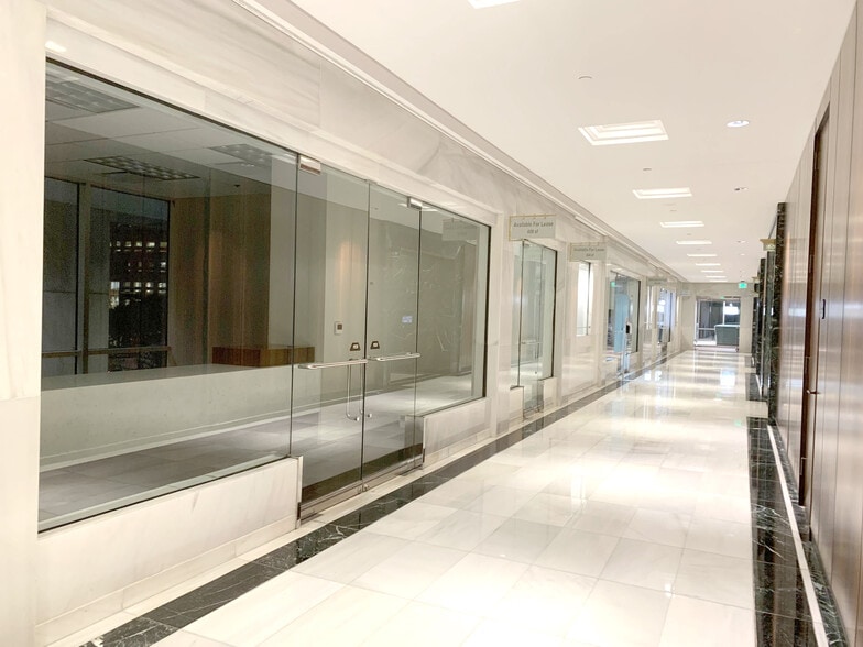 More Photos Of 101 E Kennedy Blvd, Tampa Office For Lease