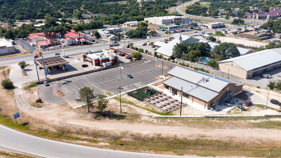 More Photos Of 2132 Sidney Baker St, Kerrville Land For Sale