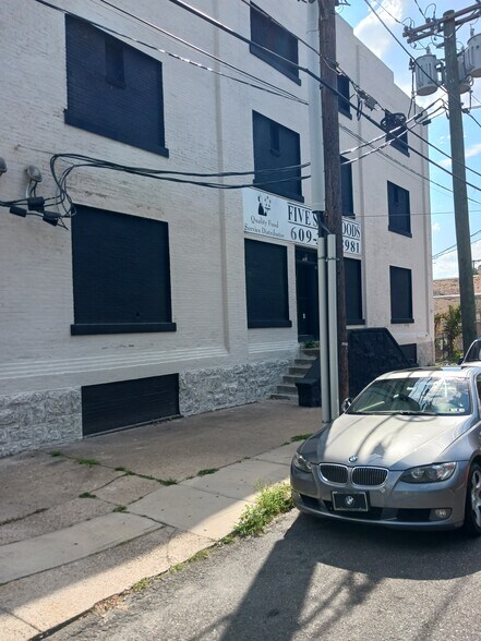 Primary Photo Of 39-49 Tucker St, Trenton Food Processing For Lease