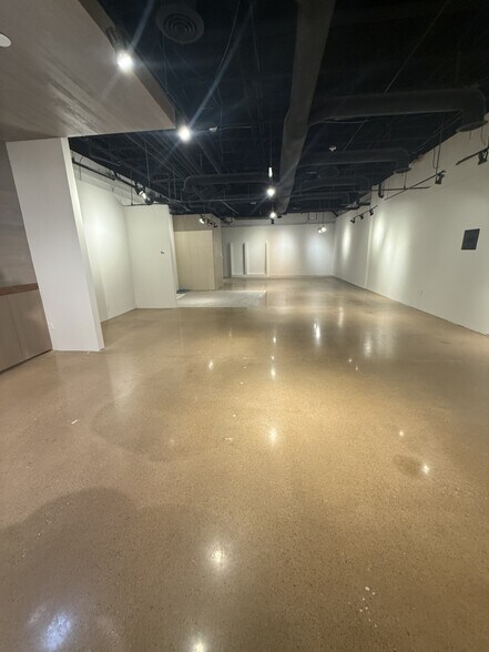 More Photos Of 1403 Slocum St, Dallas Apartments For Lease