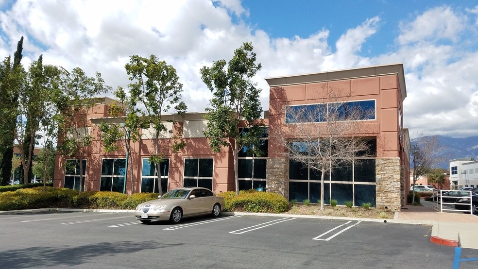 More Photos Of 8273 White Oak Ave, Rancho Cucamonga Office For Sale