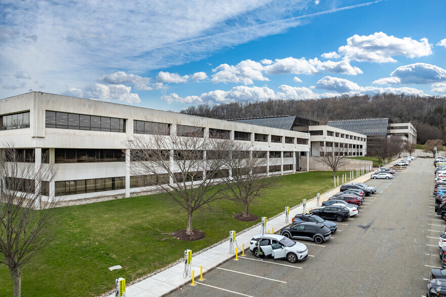 Primary Photo Of 412 Mount Kemble Ave, Morristown Office For Lease