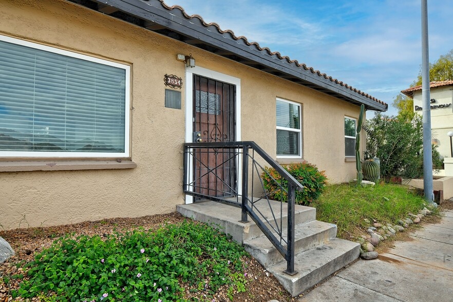 More Photos Of 3854 E Fort Lowell Rd, Tucson Freestanding For Sale