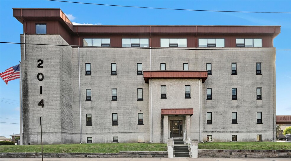 Primary Photo Of 2014 Laubach Ave, Northampton Office For Sale