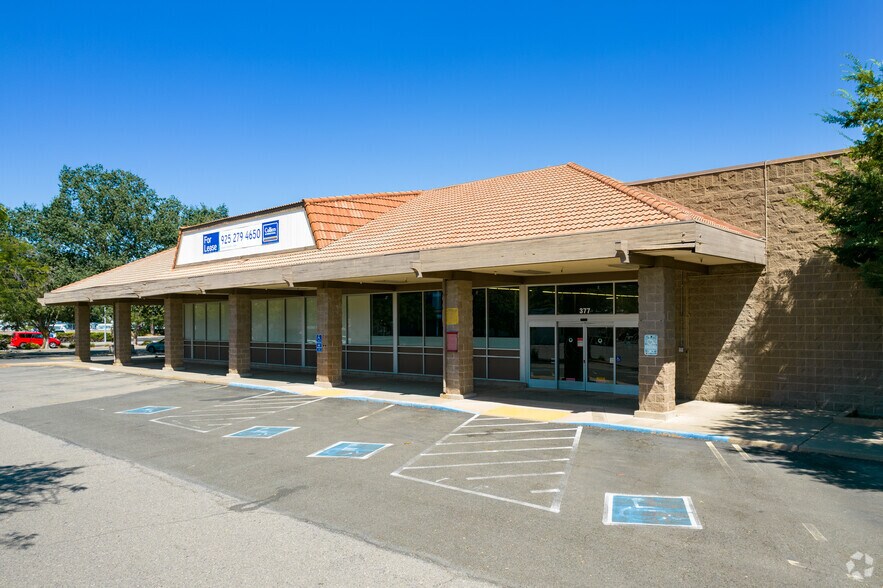 More Photos Of 377-395 E Monte Vista Ave, Vacaville Freestanding For Sale