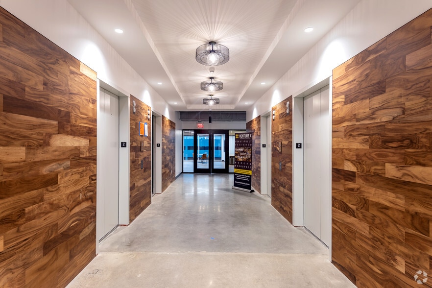 More Photos Of 3540 Toringdon Way, Charlotte Coworking Space