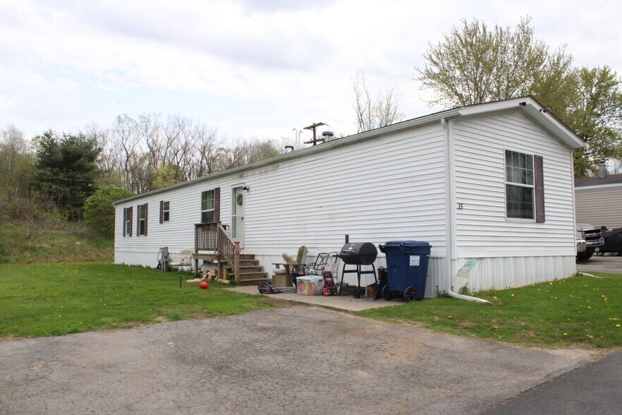 More Photos Of 3841 Trolley Rd, Palmyra Multifamily For Sale