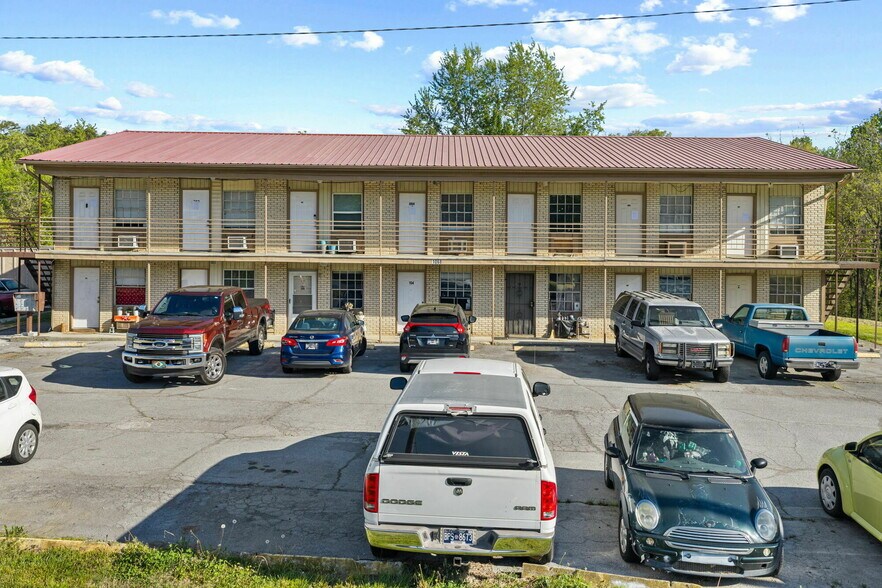More Photos Of 1068 Wooddale Church Rd, Strawberry Plains Apartments For Sale