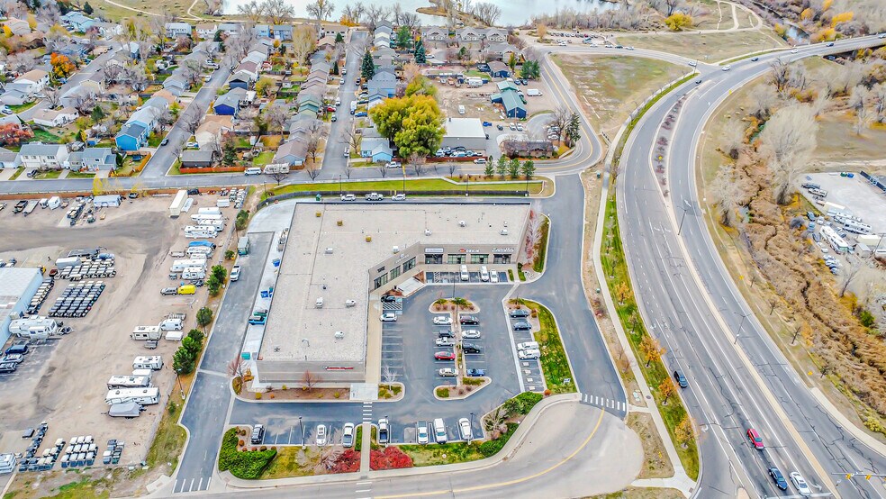 More Photos Of 2415 E Mulberry St, Fort Collins Showroom For Lease