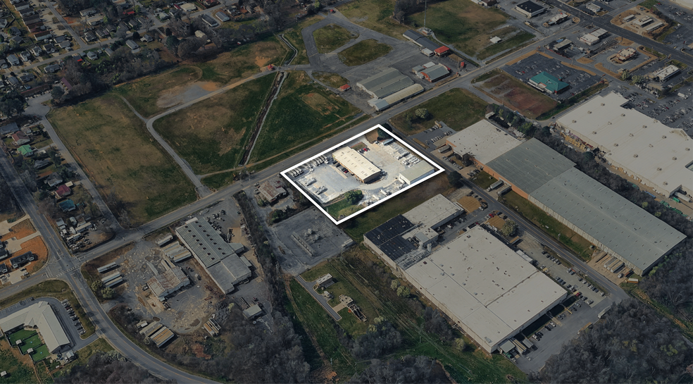 More Photos Of 801 Legion Dr, Dalton Industrial For Lease