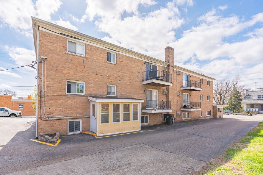 More Photos Of 10916 Reading Rd, Cincinnati Apartments For Sale