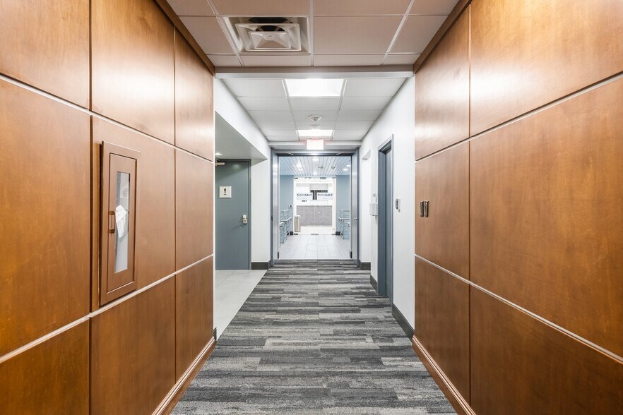 More Photos Of 3303 W Commercial Blvd, Fort Lauderdale Office For Sale