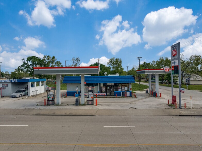 More Photos Of 411 NW 2nd St, Kerens Convenience Store For Sale