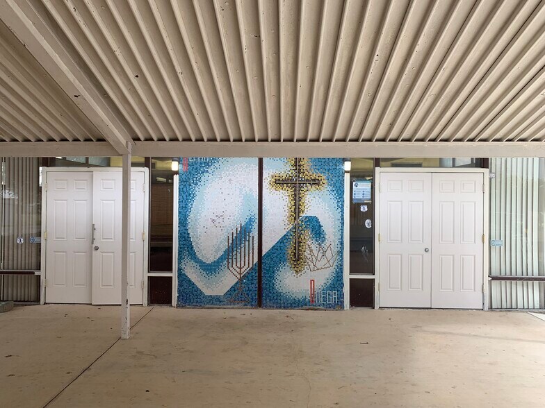 More Photos Of 4611 San Pedro, San Antonio Religious Facility For Sale