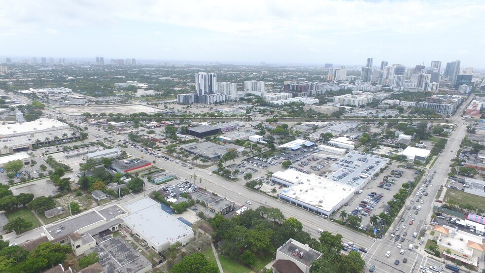 More Photos Of 105-109 E Sunrise Blvd, Fort Lauderdale Storefront For Lease