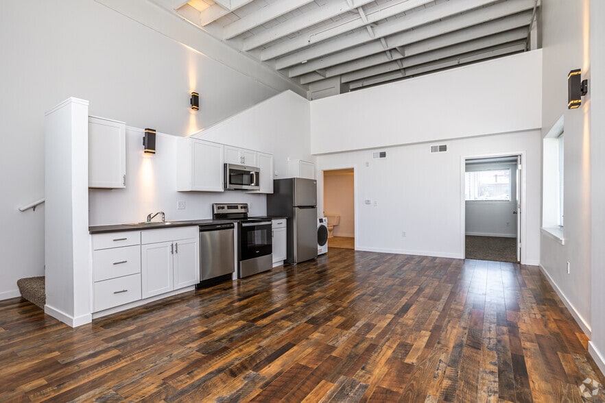 More Photos Of 401 Charlotte St, Kansas City Apartments For Sale