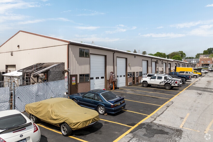 More Photos Of 950 Ridge Rd, Claymont Unknown For Lease