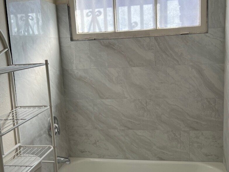 More Photos Of 1601 S Maryland Pky, Las Vegas Office For Sale