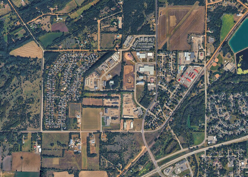 More Photos Of 830 Corporate Dr, Jordan Warehouse For Lease