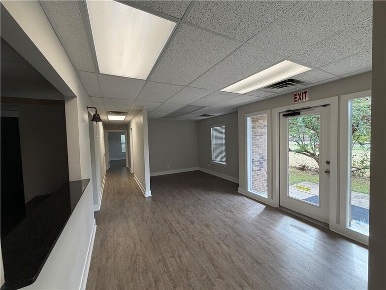 More Photos Of 27 W Township St, Fayetteville Office For Lease