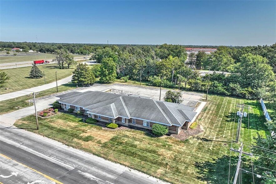 More Photos Of 330 N Wyckles St, Decatur Medical For Sale