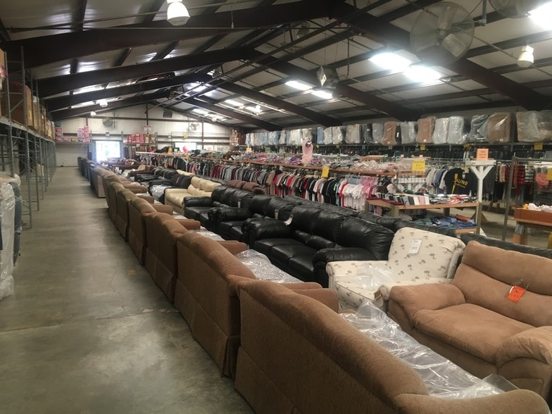 More Photos Of 11625 Highway 64, Eads Warehouse For Lease