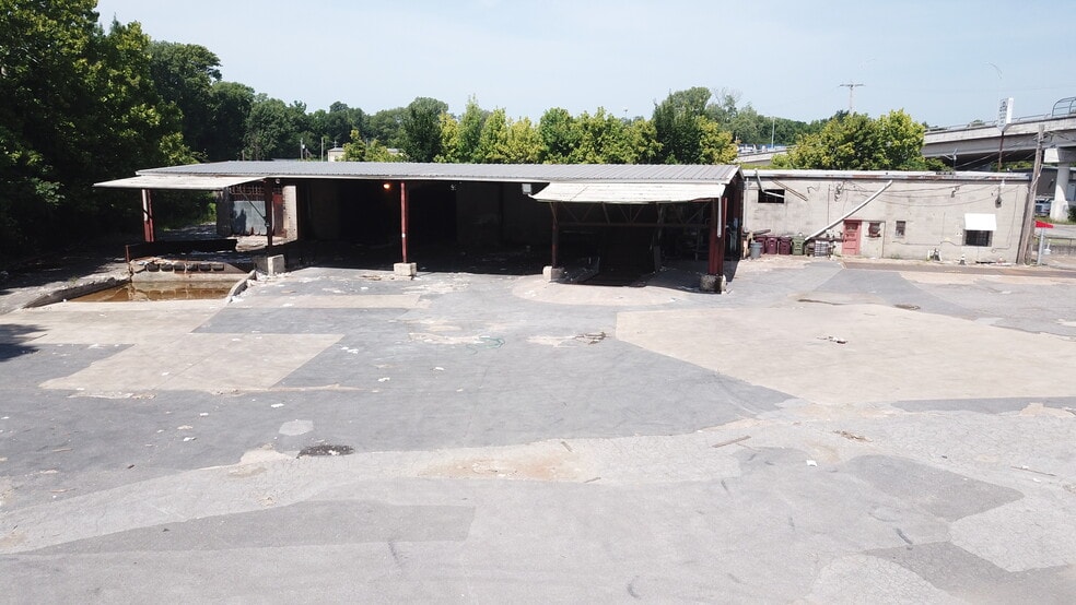More Photos Of 2747 Jackson Ave, Memphis Industrial For Sale