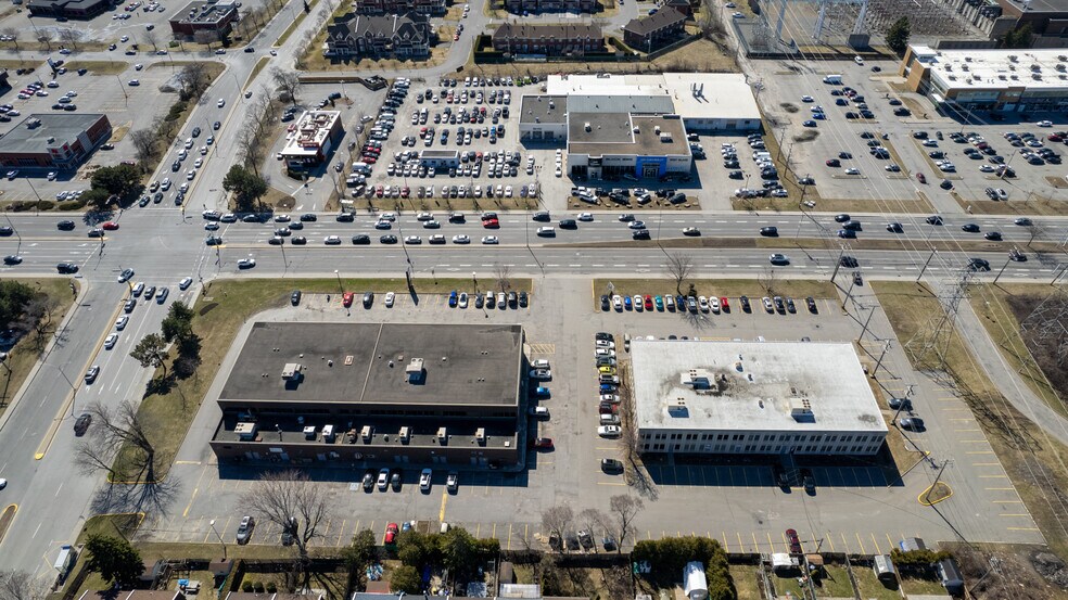 More Photos Of 3627-3645 Boul Des Sources, Dollard-des-Ormeaux Storefront Retail Office For Lease
