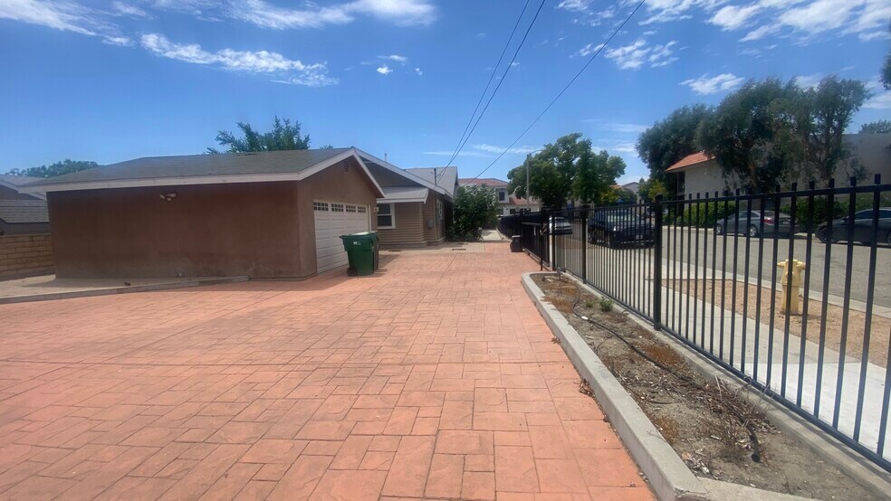 More Photos Of 13201 9th St, Chino Office For Sale