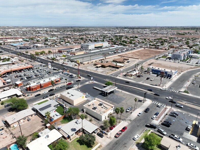 More Photos Of , El Centro General Retail For Sale