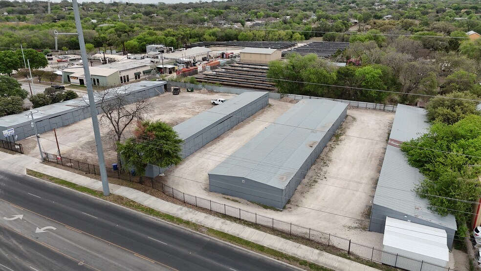 More Photos Of 4930 Callaghan Rd, San Antonio Self Storage For Sale
