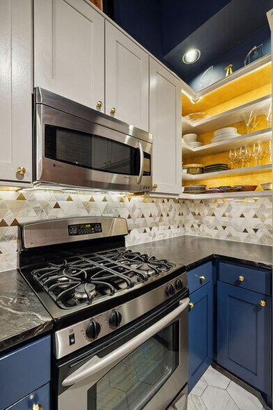 More Photos Of 208 3rd Ave N, Nashville Loft Creative Space For Sale