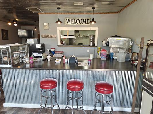 More Photos Of 308 Main St, Trenton Specialty For Sale