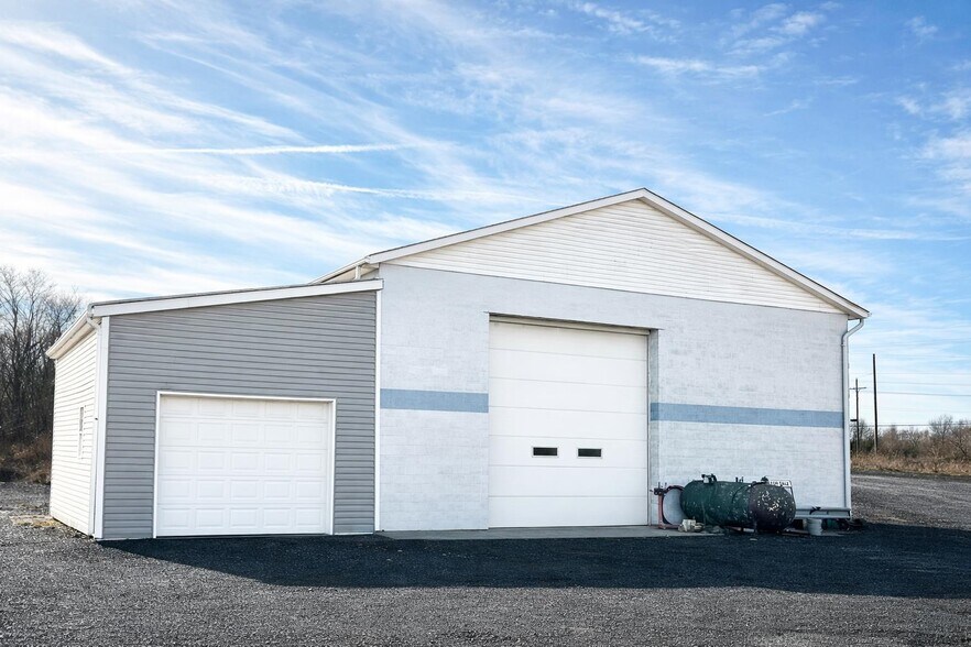 More Photos Of 2598 S State Road 121, Connersville Warehouse For Sale