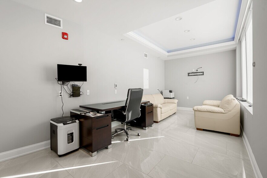 More Photos Of 101 Heath St, Boston Apartments For Sale