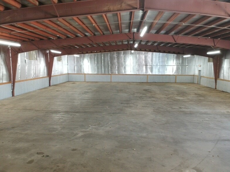 More Photos Of 322 Terminal St SW, Grand Rapids Distribution For Lease